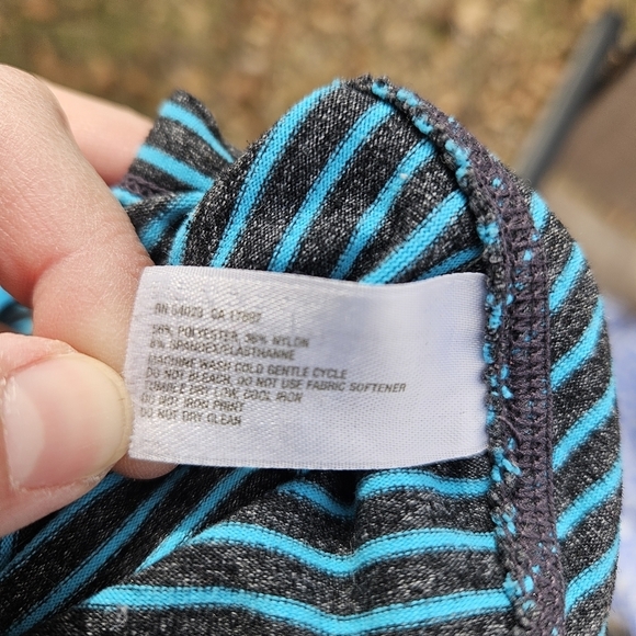 GapFit gray and aqua striped quarter zip jacket with thumb holes size small - Picture 6 of 6